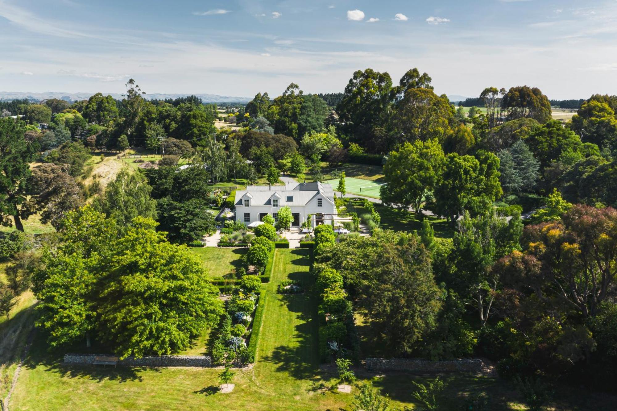 Ranginui Retreat Villa Masterton Exterior photo